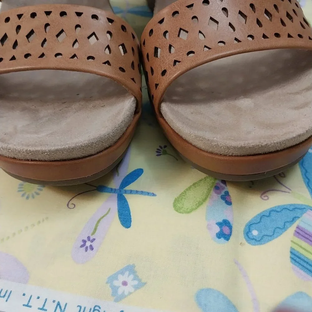 2973 Size 8.5 Kim Rogers Ultra Comfort Technology Leather Look Wedge Heels. - Picture 8 of 9